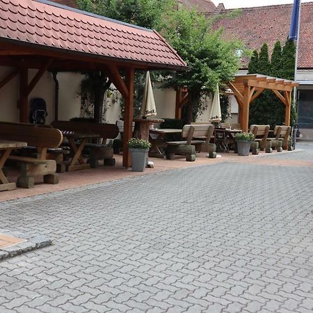 Gasthof Pension Kettler Oberasbach Buitenkant foto